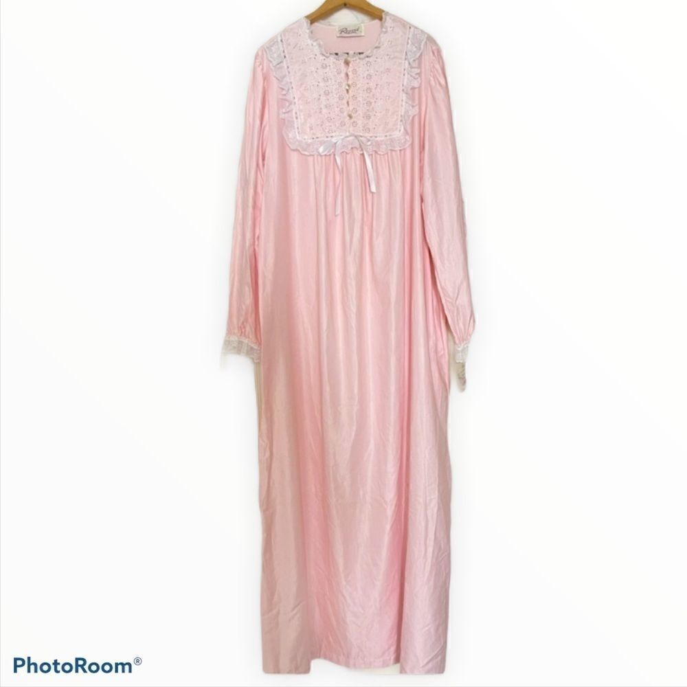 Vintage Deadstock 70’s Soft Pastel Pink Long Satin Button Up Robe Housecoat Sz S